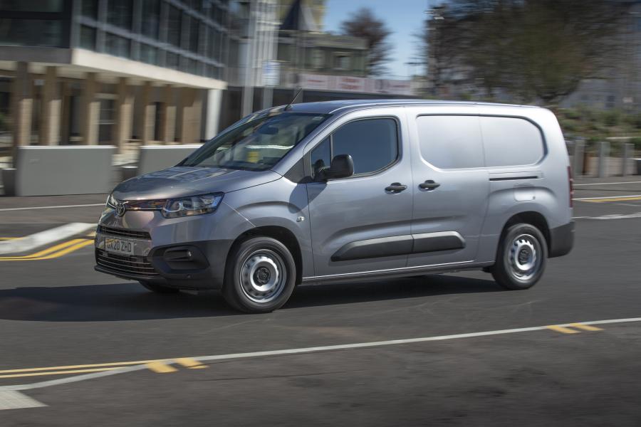  Toyota ProAce City Van LWB 2020 года  (UK) (фото 21 из 22)